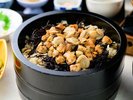 【朝食|磯めし】当ホテルオリジナルの伊勢志摩の海で育まれた旨みを詰め込んだ、風味豊かな味わいです。