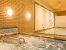 �m�V�R��������n�W��1,529m�̈ʎR����N���o��z��́A���炩�ł��炩�Ȕ�������̓�