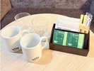 客室にはコーヒー・煎茶をご用意しております。