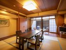 ■小庭に癒やされる和室10畳■≪客室一例≫