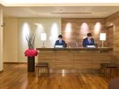 【ロビー・フロント】おすすめの飲食店など、スタッフがご案内いたします。