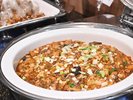 夕食のバイキング料理イメージ