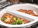 夕食のバイキング料理イメージ
