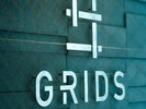 外観(GRIDSロゴ)