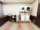 コインランドリーを設置しております