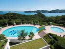 【夏季限定】ガーデンプールで夏の涼をお楽しみください。