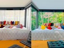 ガラス張りのお部屋ですが、ロールカーテンでプライベートもしっかり確保できます。