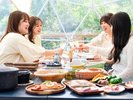 春の陽だまり、乾杯から始まる最高の休日。