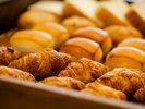 焼き立てパンを提供