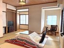 【和室6畳 ぼたんの間】冬旅は温泉、美味しい食事、こたつでごろごろが過ごすが正解