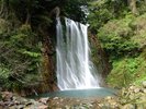 丸尾滝【車で約30分】