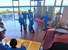 �������E��������