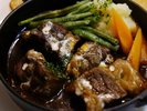 美味しい食材・お酒とともに、十勝の話で毎晩盛り上がる場所です。