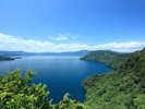【十和田湖】青森県と秋田県にまたがる透明度が高いカルデラ湖で、自然美が魅力です