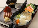 【いかめしや烹鱗】刺身いかめしとせんべい汁