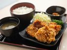 【いかめしや烹鱗】自家製だれの鶏唐揚げ定食