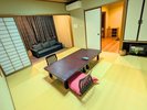 【8畳和室一例】8畳の和室スペースに広縁が付いています♪