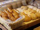 【朝食】パンコーナー