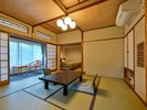 【竹-たけ-】季節の移ろいを映す中庭の木々を眺めながら、ゆったりとお過ごしいただけます
