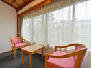【竹-たけ-】中庭の木いを眺めながらごゆっくりとお過ごしいただけます