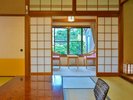 【松-まつ-】松のように凛とした佇まいの中に、しなやかな和の心遣いが息づいています