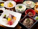 【レストラン】山口の海で獲れた旬の魚介を中心とした刺身定食をお召し上がりいただけます