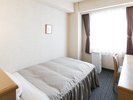 【シングルハイクラス】 120cm幅のセミダブルベッドが1台