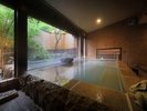 姉妹館へ湯めぐり♪九兵衛旅館「山の湯」四隅にうさぎのオブジェ