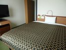 【シングルルーム15u】ベッドサイズは140p×207pと広さがあります。