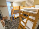 BUNK BED ROOM 20平米◎2段ベッド×2台・2019年新装客室。グループ宿泊に最適♪
