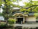 【稽照殿】愛の前立甲冑を展示(車16分)