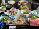 【米沢牛すき焼き会席】日本三大和牛米沢牛を秘伝のタレでご堪能ください。