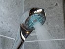 シャワーヘッドは「ReFa」を採用しています。