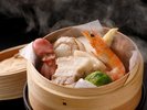 ◆夕食(和会席)|かぼす醤油で味わう、奥豊後豚と海鮮の二條泉温泉蒸し