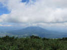 【アンヌプリ登山】稜線からの素晴らしい眺望を見ながら登れます。