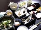 全10品からなる朝食(イメージ図)朝食もお部屋でごゆっくりとお召し上がりいただけます。