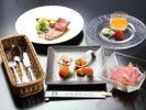 ■小学生のお子様のお食事(一例)