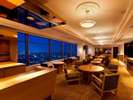 33階エグゼクティブラウンジ ★美しい夜景を眺めながら味わうお食事やお酒は格別。