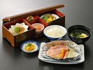 朝食