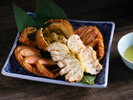 【追加料理】『北海道産蒸し毛蟹』8,800円(税込)、事前予約制