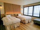 金山杉を使用した客室です。床はフローリング仕様。 □禁煙 □3名様での利用可能