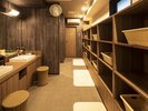 脱衣所<男性大浴場>