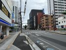 松山インターからお越しの際はこの交差点で右折です。