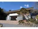 成田山書道美術館(書の総合専門美術館。成田山新勝寺・大本堂の裏手、成田山公園の一角にあります)
