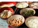富津市で生まれたB級 「グルメ竹岡式ラーメン」