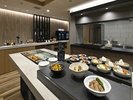 囲炉裏風ダイニングしらかば おばんざいコーナー全景