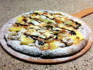大人気!石窯焼きデザートPIZZA