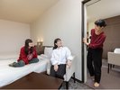 隣り合わせの部屋を内側のドアでつなげたお部屋は女子旅や家族旅行に最適です!