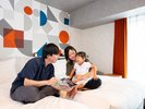 ベッド1台につき、小学生以下のお子様1名無料♪