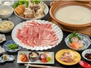 柔らかい肉質の佐賀牛を湯豆腐スープで泳がせて蕩ける旨さをお楽しみください。